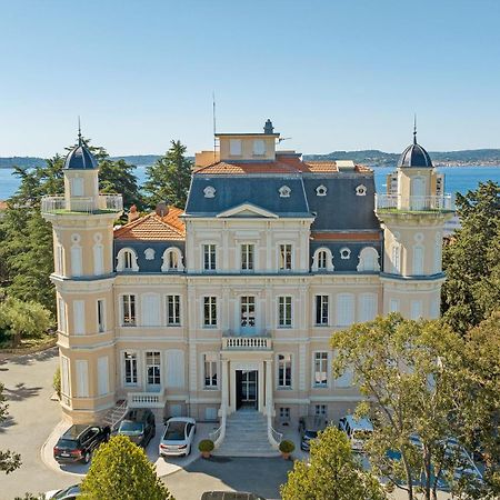 Hotel Les Tourelles Σαιντ-Μαξίμ Εξωτερικό φωτογραφία