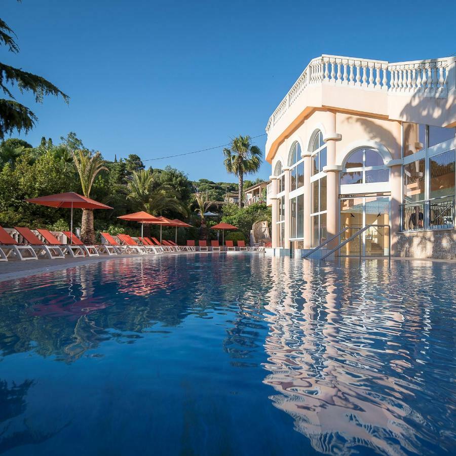 Hotel Les Tourelles Σαιντ-Μαξίμ Εξωτερικό φωτογραφία